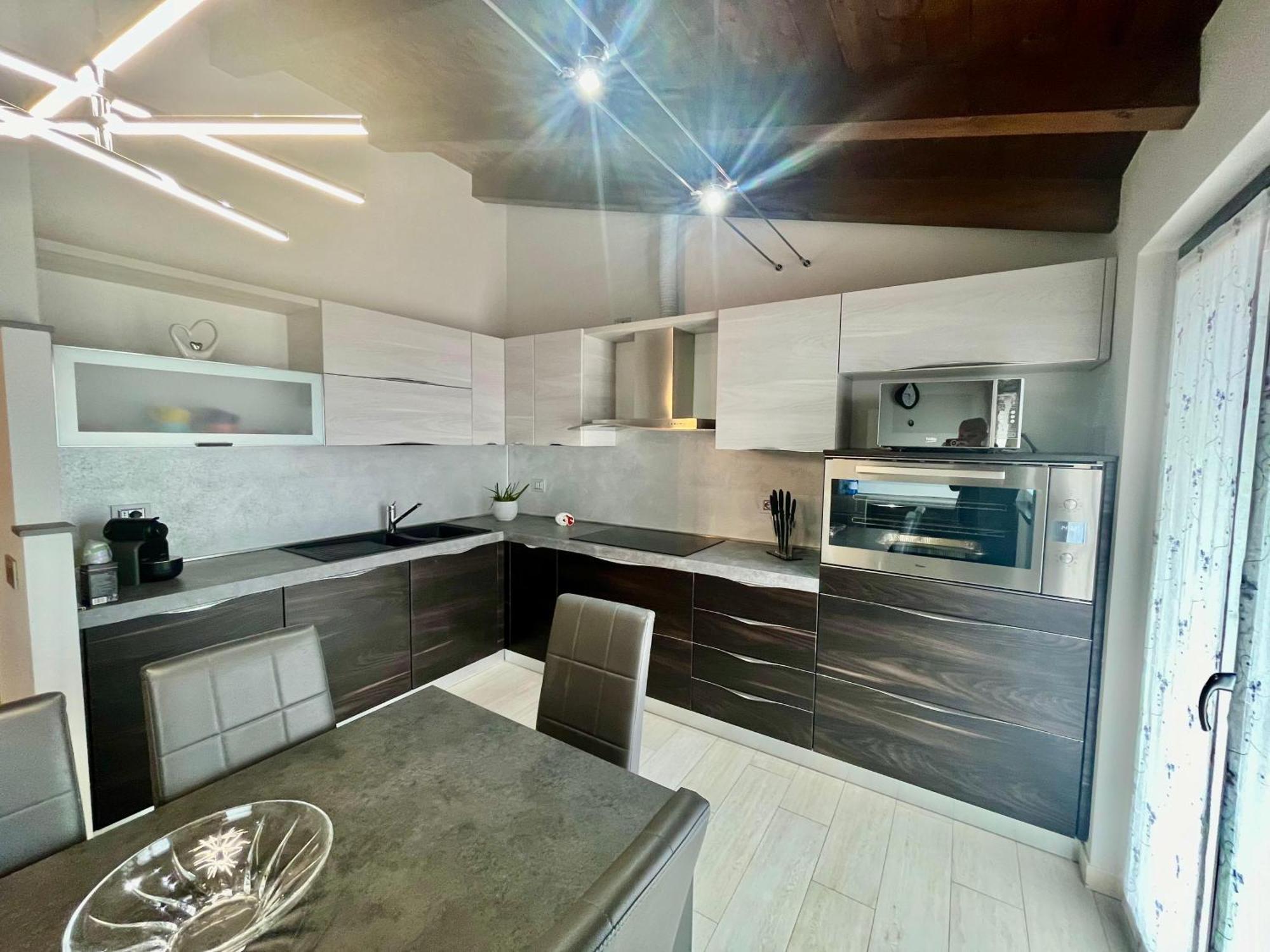 Il Bacio Del Sole Apartment